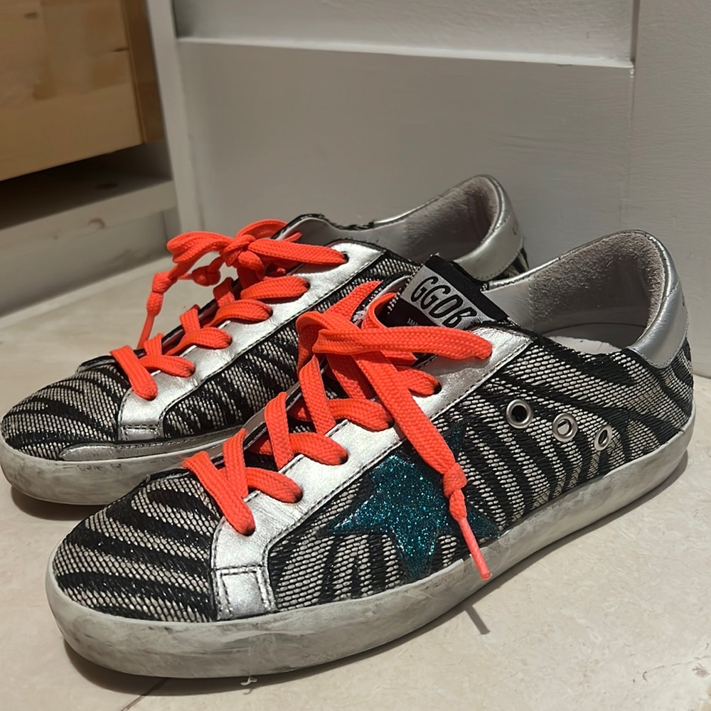 cool print superstar Golden Goose original price 645$ selling for 300$